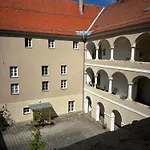 Schloss Lankowitz *