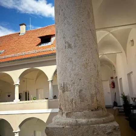 Schloss Lankowitz * Мариа-Ланковиц