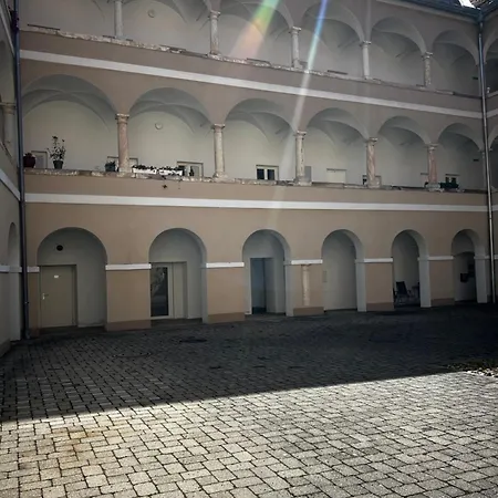 Schloss Lankowitz Апартаменты *